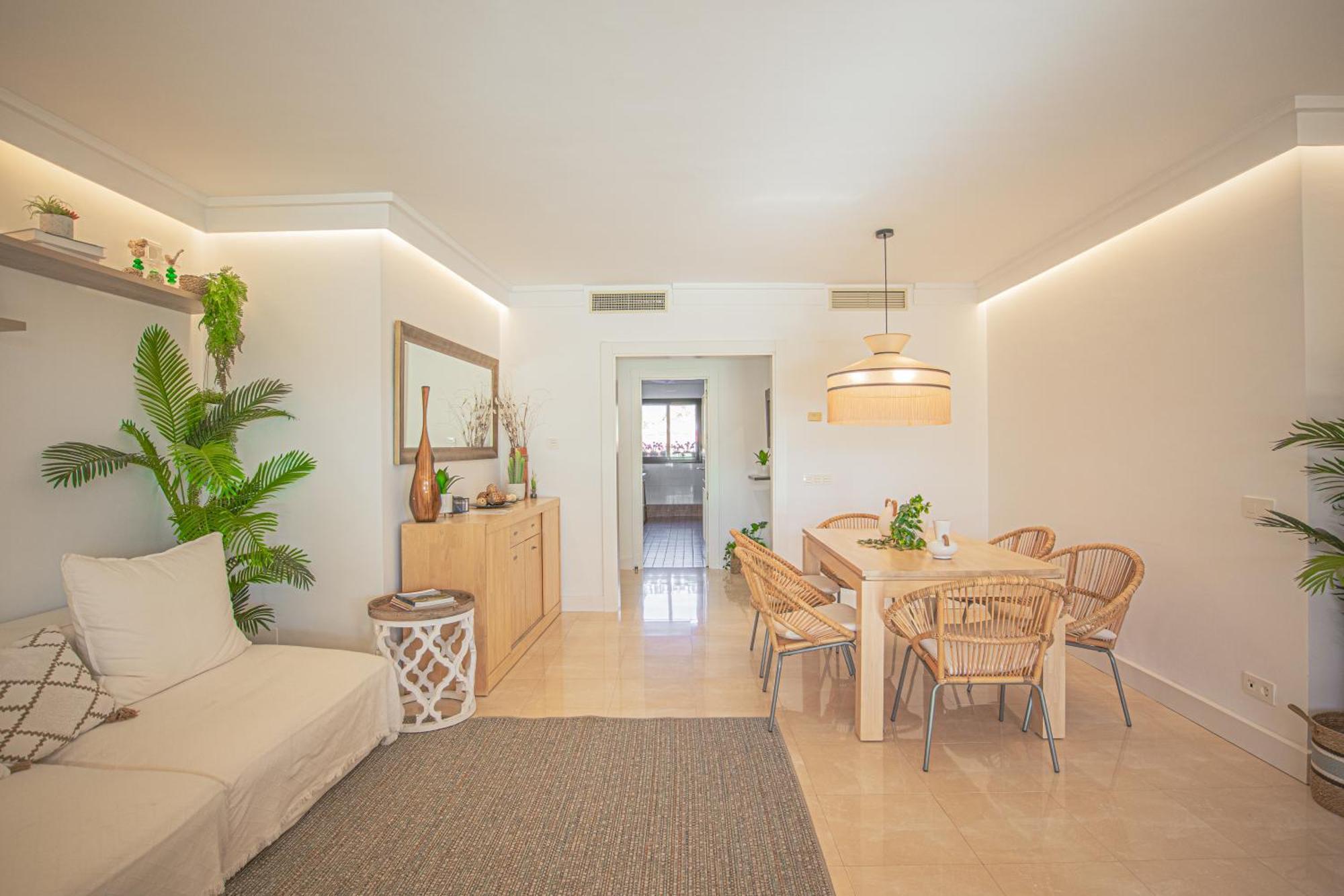Buenti Apartments เอสเตโปนา ภายนอก รูปภาพ