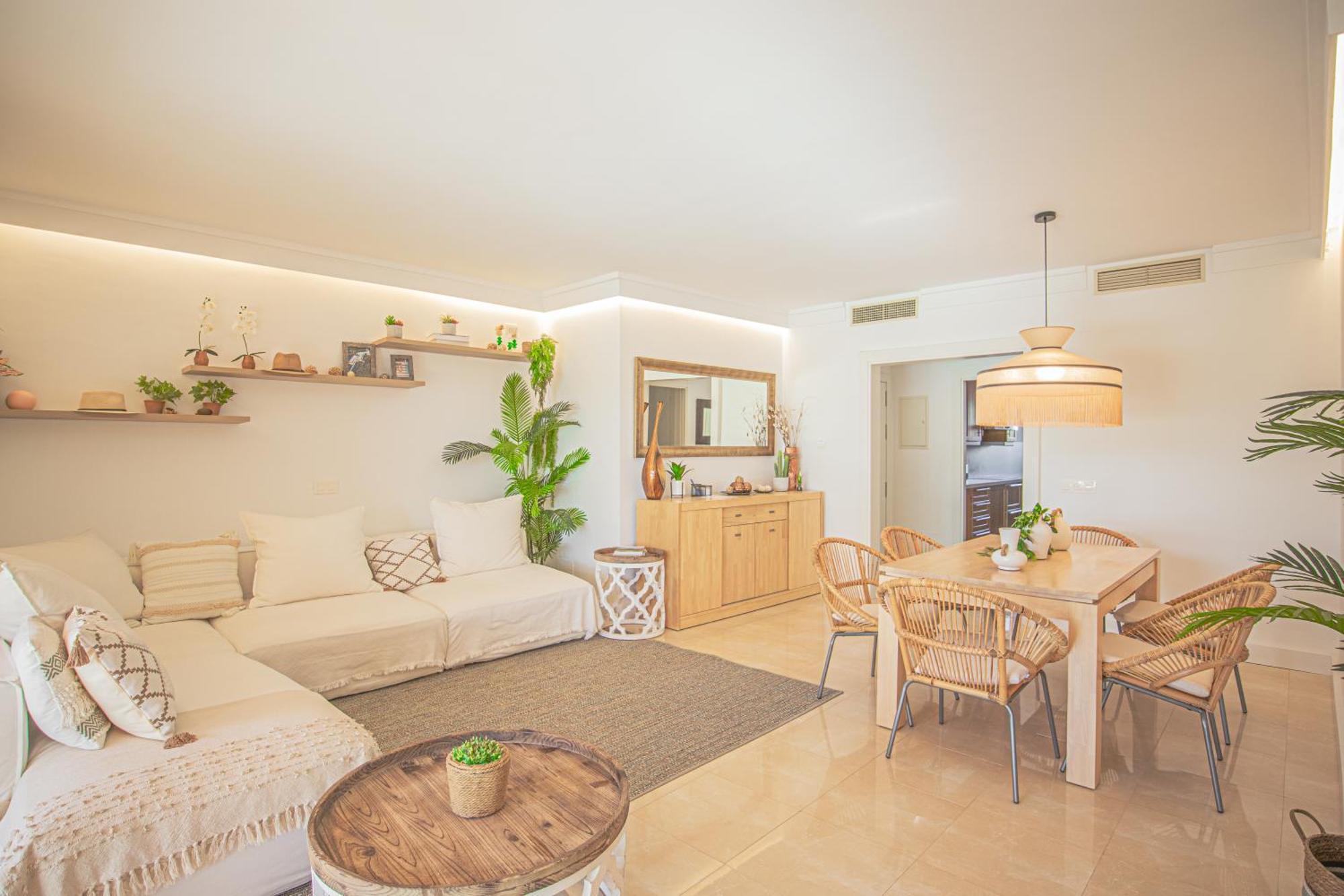 Buenti Apartments เอสเตโปนา ภายนอก รูปภาพ