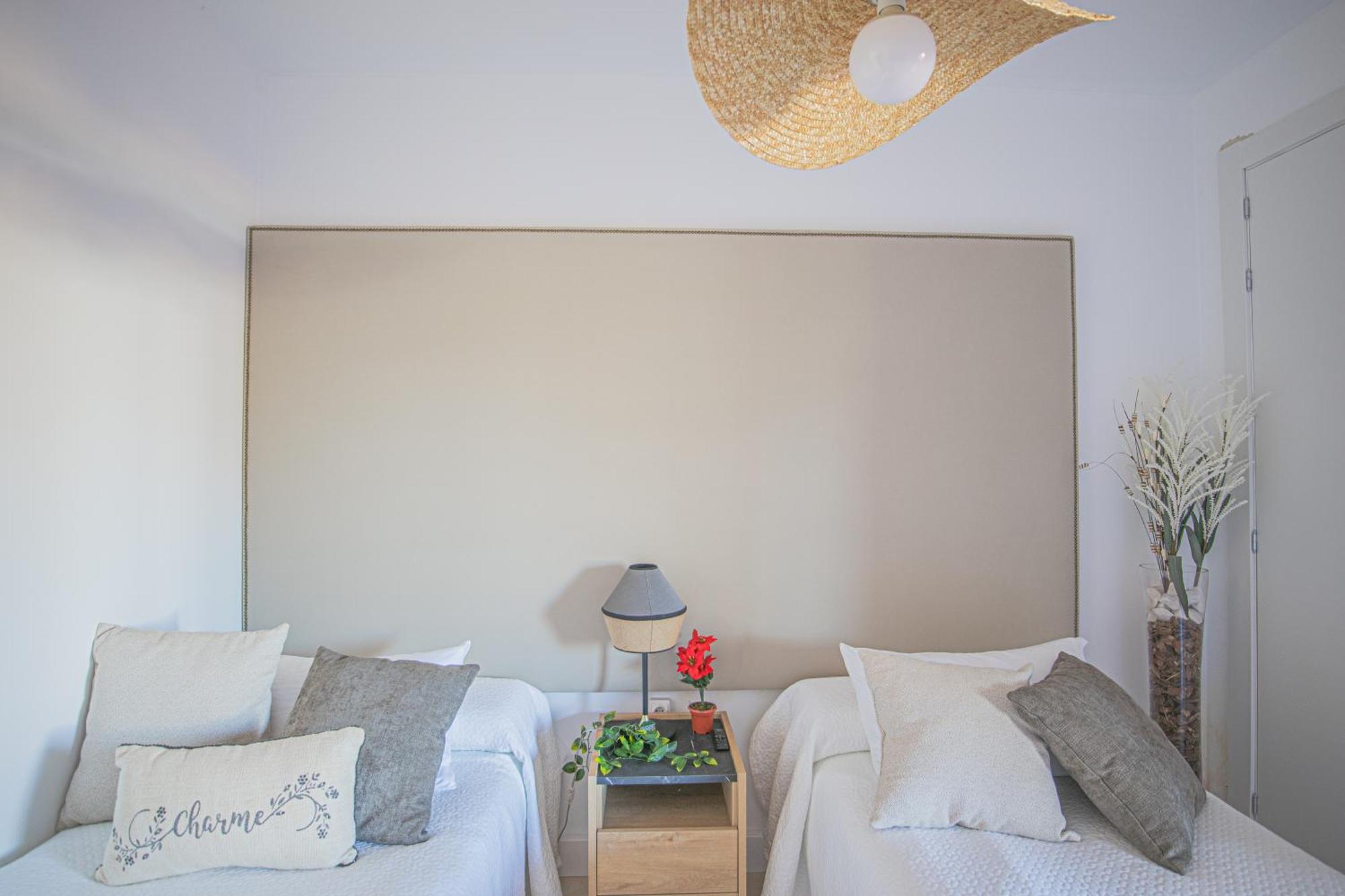Buenti Apartments เอสเตโปนา ภายนอก รูปภาพ