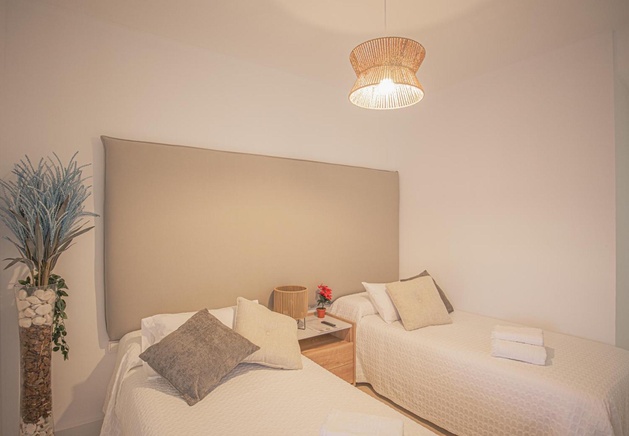 Buenti Apartments เอสเตโปนา ภายนอก รูปภาพ
