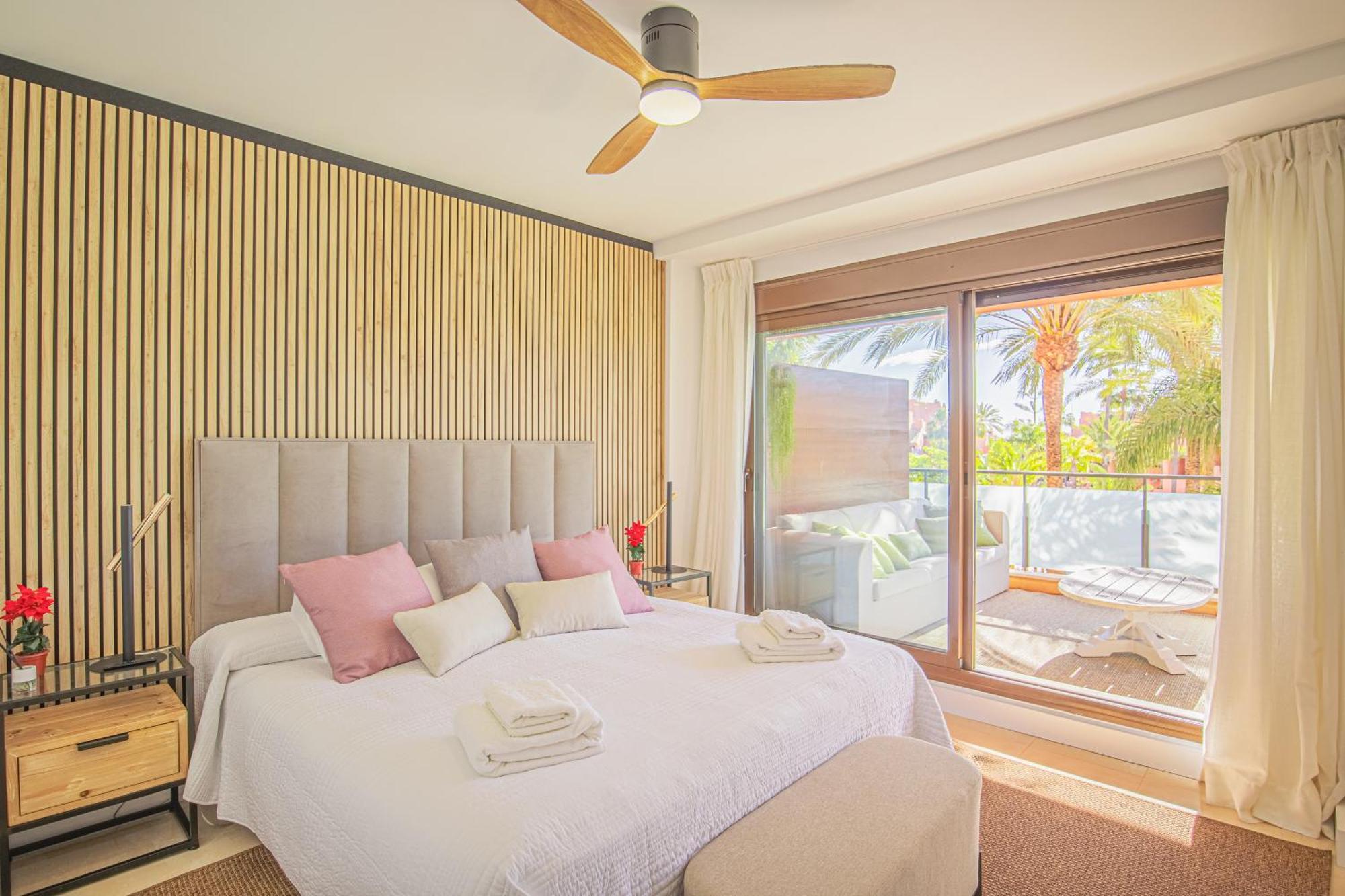 Buenti Apartments เอสเตโปนา ภายนอก รูปภาพ